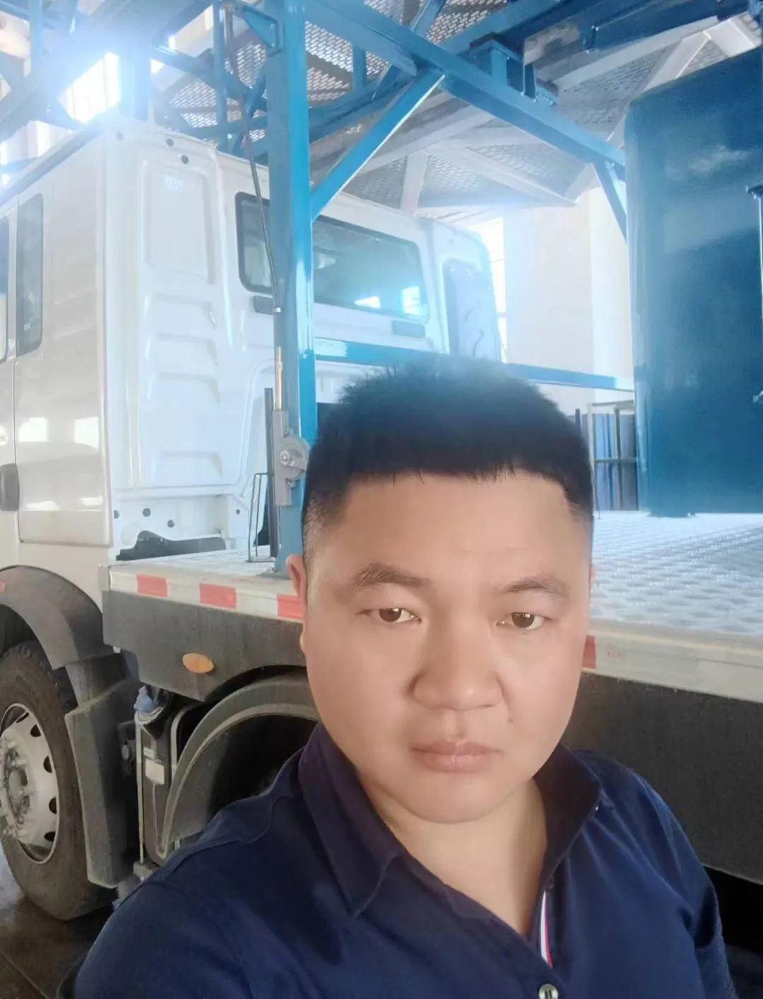 “五一他们依然在岗，服务很周到，幸运彩很安心。”